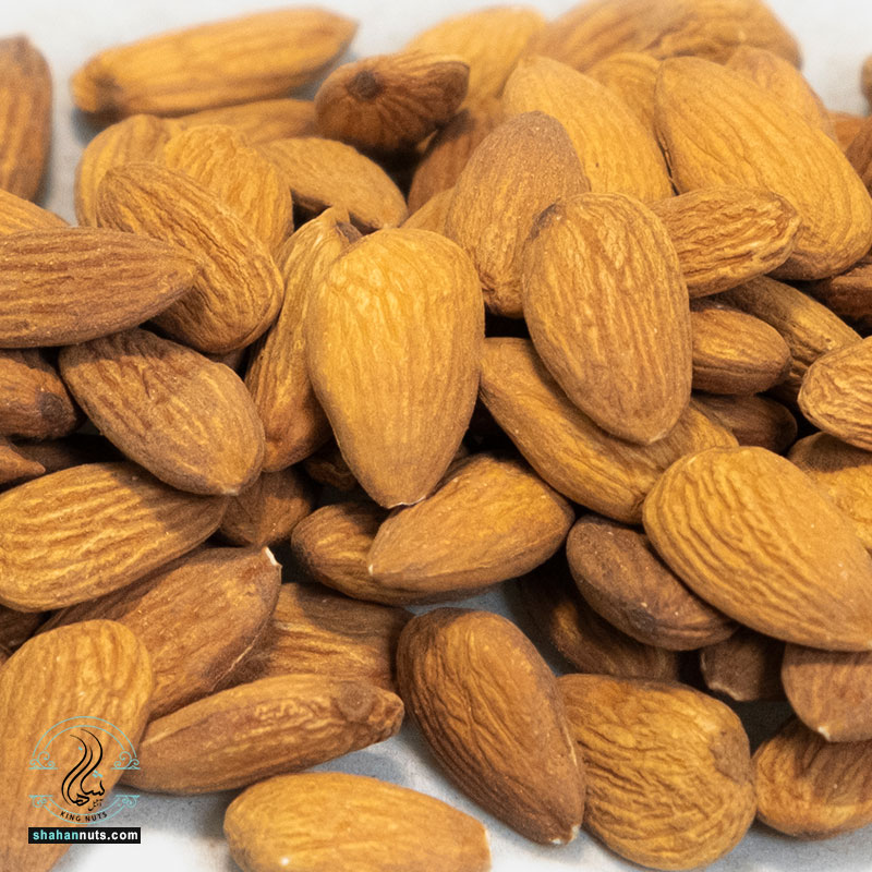 مغز بادام درختی خام ایرانی