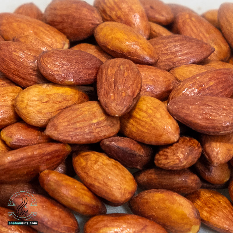 مغز بادام درختی لعابی