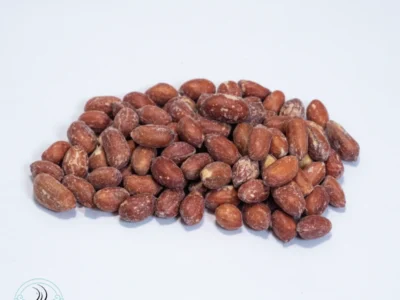 مغز بادام زمینی تنوری (نمکی)
